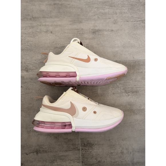 Nike Women's Air Max Up Casual Sneakers from Finish Line Size 6.5 - Picture 6 of 13